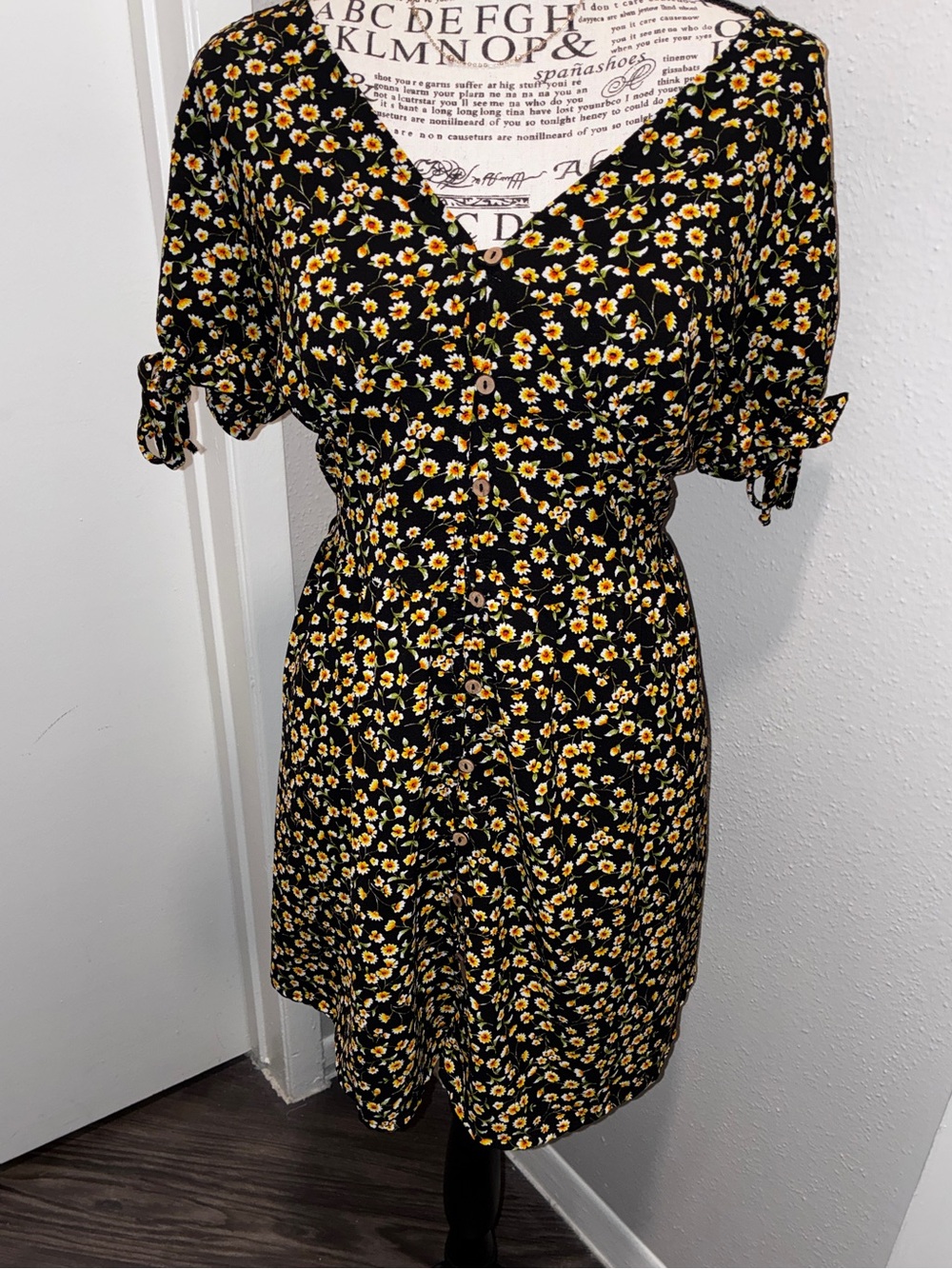 Purple Snow Black & Yellow Pixie Daisy Button-Front Mini Dress